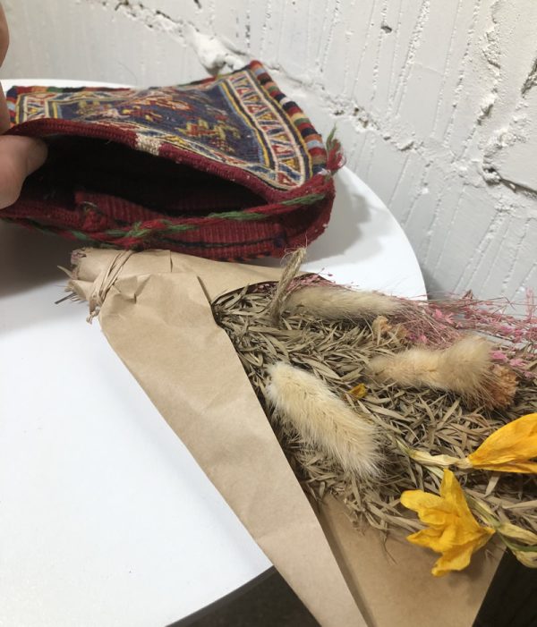 Vintage Persian Afshari (Sirjan) chanteh kilim with dried flowers - Image 6
